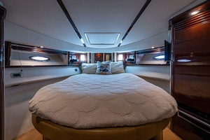52FT (15M) SEA RAY