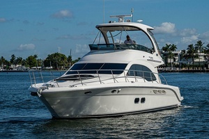 52FT (15M) SEA RAY Worth Avenue Yachts