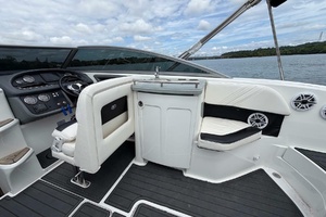 29ft Cobalt Yacht For Sale
