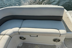 30ft Crownline Yacht For Sale