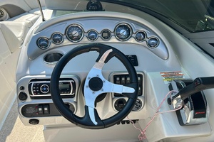 30ft Crownline Yacht For Sale