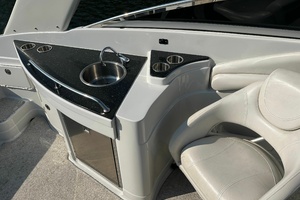 30ft Crownline Yacht For Sale