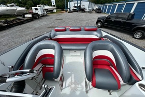 Fly By Five 30ft Baja Yacht For Sale