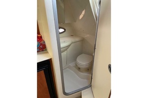 32ft Bayliner Yacht For Sale