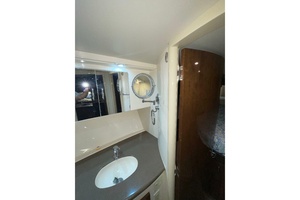 36ft Carver Yacht For Sale