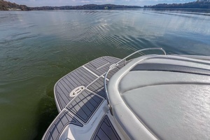 30ft Sea Ray Yacht For Sale