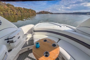 30ft Sea Ray Yacht For Sale