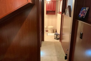64ft Skipperliner Yacht For Sale