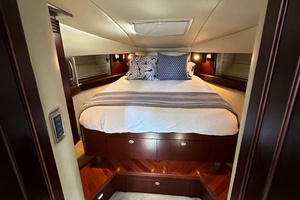 51FT (15M) SEA RAY