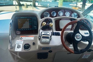 32ft Sea Ray Yacht For Sale