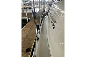 Fire Away 44ft Carver Yacht For Sale
