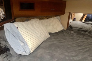 Fire Away 44ft Carver Yacht For Sale