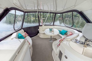 56ft Carver Yacht For Sale