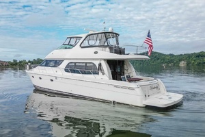 56ft Carver Yacht For Sale