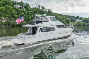 56ft Carver Yacht For Sale
