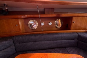 NAUTI CAT 38ft Hunter Yacht For Sale