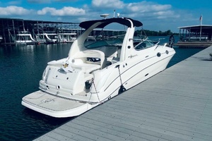 Lake Lovers 31ft Sea Ray Yacht For Sale