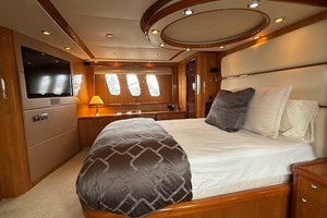75FT (22M) SUNSEEKER