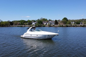 40ft Cruisers Yachts Yacht For Sale