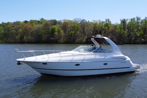 40ft Cruisers Yachts Yacht For Sale