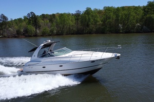 40ft Cruisers Yachts Yacht For Sale