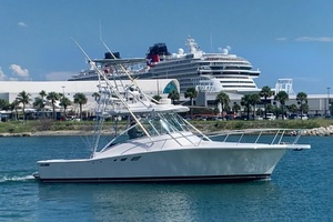 Distraction 32ft Luhrs Yacht For Sale