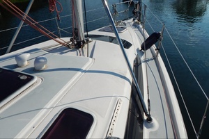 Boy On A Dolphin 34ft Hunter Yacht For Sale