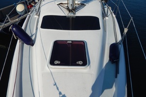 Boy On A Dolphin 34ft Hunter Yacht For Sale