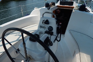 Boy On A Dolphin 34ft Hunter Yacht For Sale