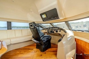 Photo 7240902 for 2003 Carver 570 Voyager Pilothouse  