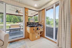 NO GUTS NO STORY 75ft Sumerset Yacht For Sale