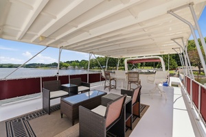 NO GUTS NO STORY 75ft Sumerset Yacht For Sale