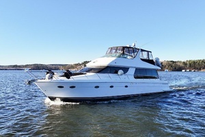 Photo 7241931 for 2001 Carver 570 Voyager Pilothouse Over And Out 