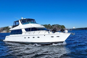 Photo 7241907 for 2001 Carver 570 Voyager Pilothouse Over And Out 