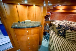 Photo 7242035 for 2001 Carver 570 Voyager Pilothouse Over And Out 