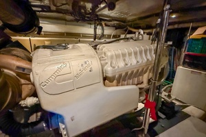 Photo 7242051 for 2001 Carver 570 Voyager Pilothouse Over And Out 