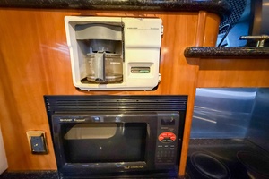 Photo 7241966 for 2001 Carver 570 Voyager Pilothouse Over And Out 
