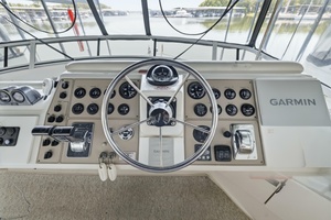 Summer Place 42ft Carver Yacht For Sale
