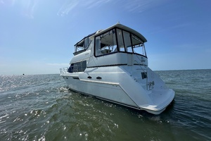 42ft Carver Yacht For Sale