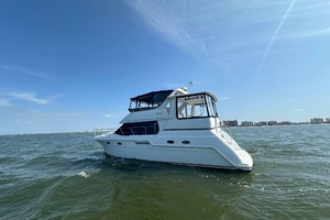 42ft Carver Yacht For Sale