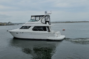 45ft Carver Yacht For Sale