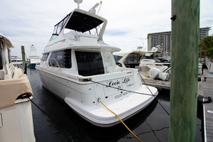 45ft Carver Yacht For Sale