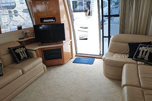 45ft Carver Yacht For Sale