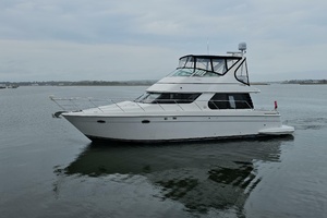 45ft Carver Yacht For Sale