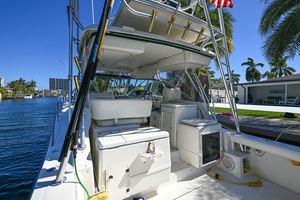 34ft Pursuit Yacht For Sale