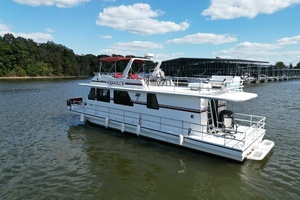 Aqua Holic III 47ft Gibson Yacht For Sale