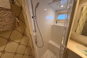 59ft Hatteras Yacht For Sale