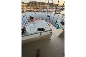 Fluid Decision 50ft Gibson Yacht For Sale