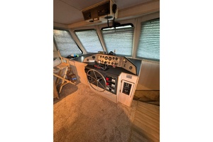 Fluid Decision 50ft Gibson Yacht For Sale