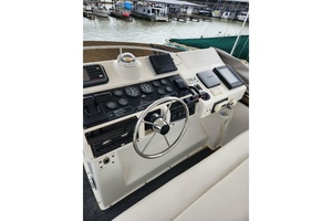 34ft Silverton Yacht For Sale